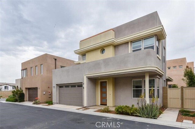 Building Photo - 152 Newall