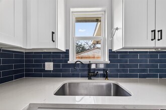 Building Photo - 4106 White St