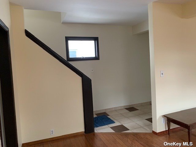 Foto del edificio - 50-42 202nd St