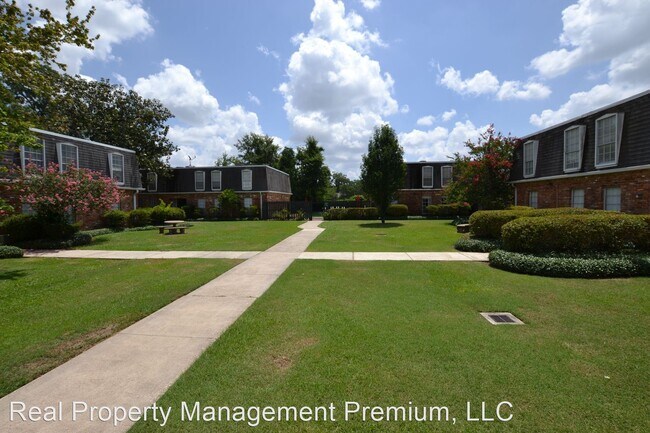 Building Photo - 2 br, 2 bath House - 1755 College Dr Unit 229