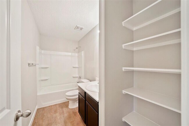 Foto del edificio - 80 County Rd 5102B