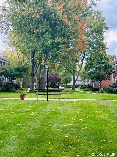 Building Photo - 32 Nathan Hale Dr