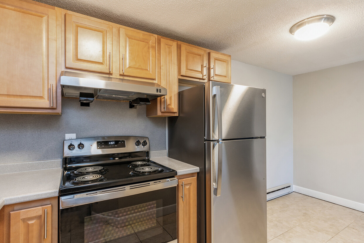 Primary Photo - ReNew Taunton Apartment Collection