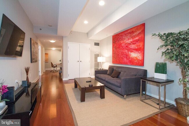 Foto del edificio - 219-29 S 18th St