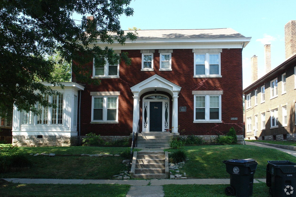 Building Photo - 266 Lyndhurst Pl
