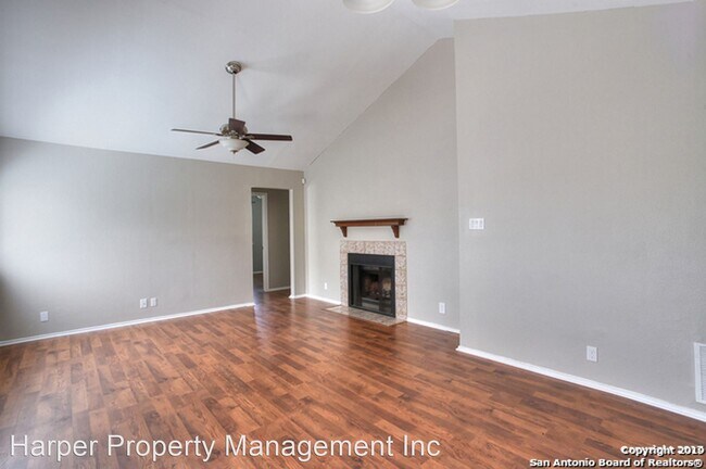 Foto del edificio - 3 br, 2 bath House - 7403 Alverstone Way