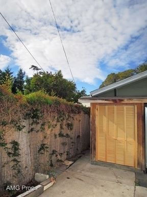 Foto del edificio - 3417-3419 Arnold Ave