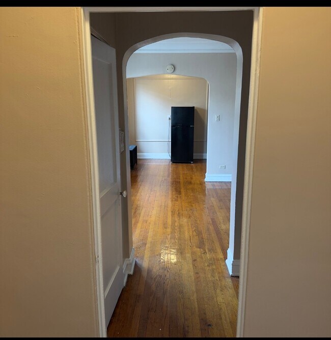 Foto del edificio - 8054 s Hermitage