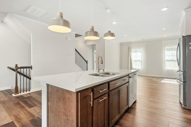 Building Photo - LOCATION!! Modern Townhome in Sought-After...