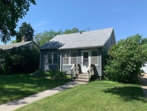 Building Photo - 1534 12th St N