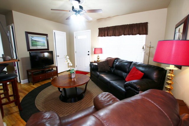 Foto del edificio - 222 Lancaster St SW