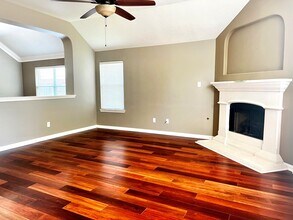 Building Photo - 23907 Hackberry Creek Dr