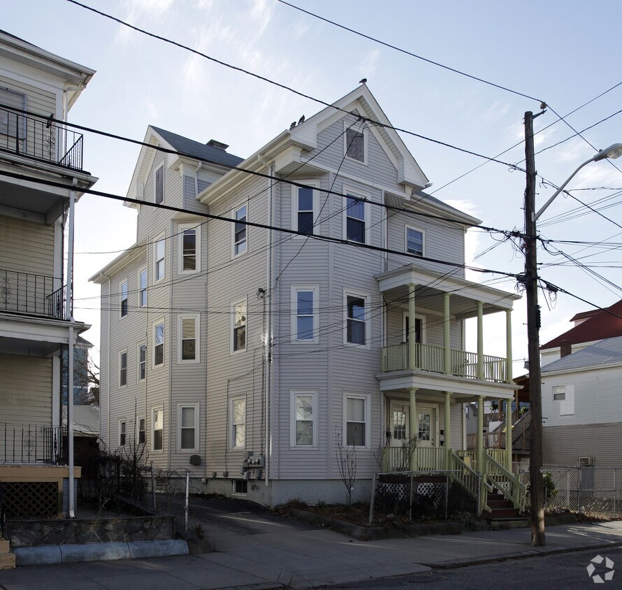 Building Photo - 158 Chapin Ave