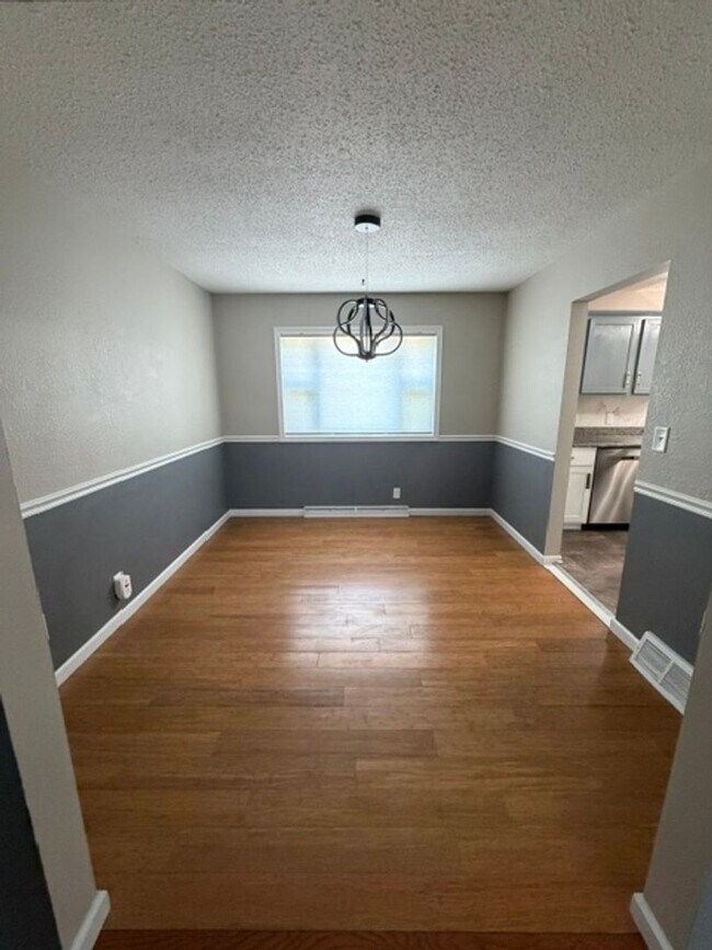 Foto del edificio - Central Davenport 4 Bedroom House