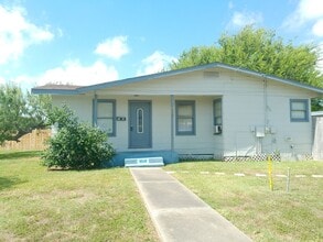 Building Photo - 3549 Cypress St