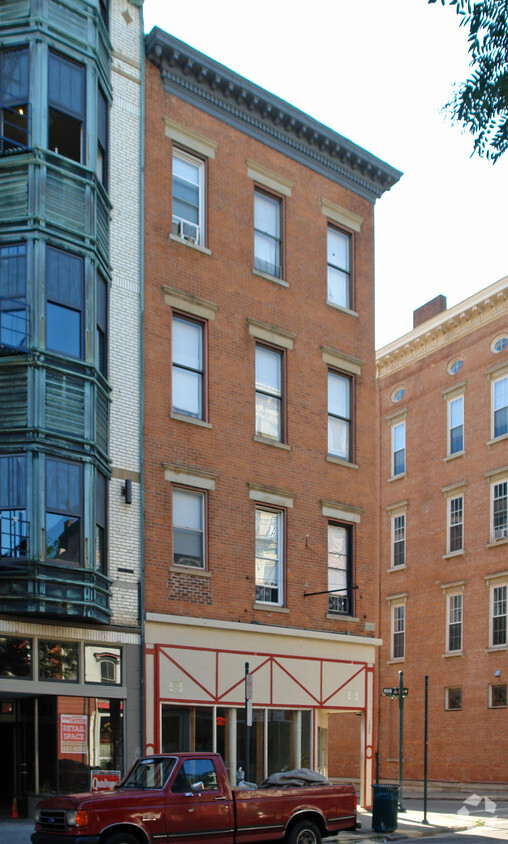 Building Photo - 1200 Main St
