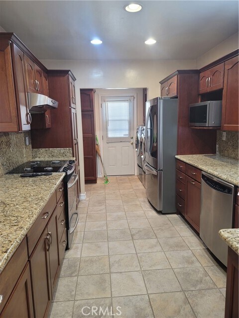 Foto del edificio - 6739 Turnergrove Dr
