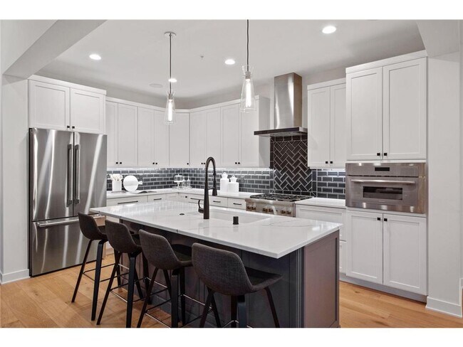 Foto del edificio - 8132 Eden Prairie Rd