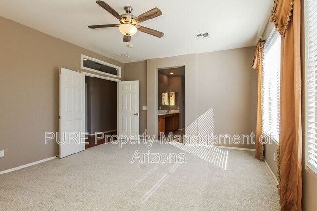 Foto del edificio - 42913 N Voyage Trail