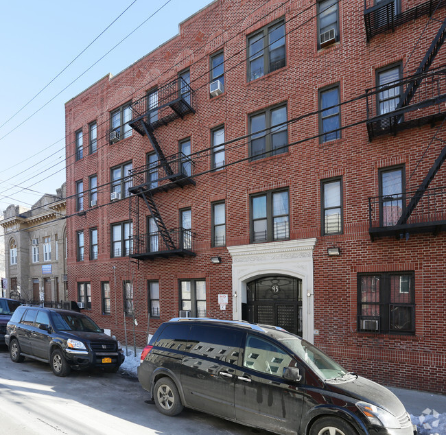 95 Fountain Ave, Brooklyn, NY 11208 - Apartments In Brooklyn, NY ...