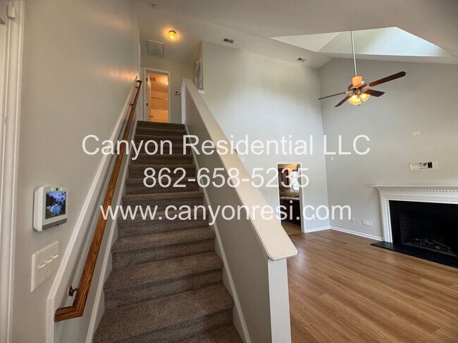 Foto del edificio - Charming 3-Bedroom Home in Raeford, NC