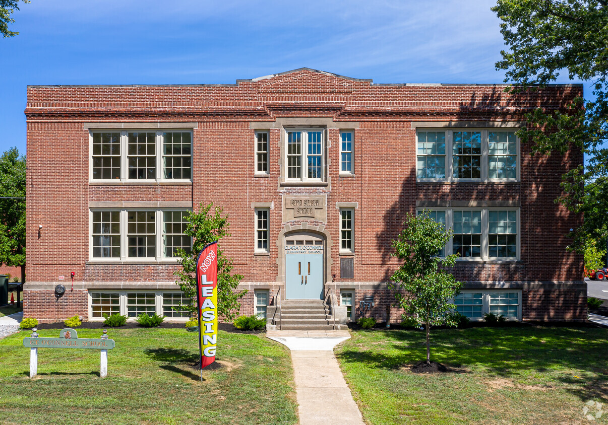 Primary Photo - O'Connell School Apartments