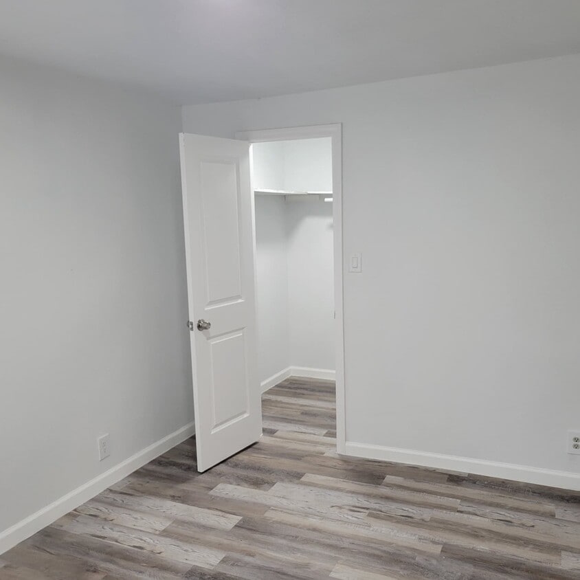 Foto principal - 4525 Weaver Rd