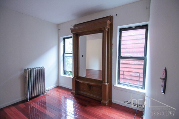 Primary Photo - 55 Madison St
