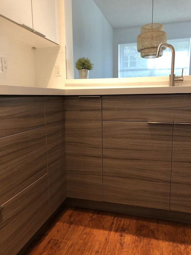 Building Photo - 20951  Via Jasmine  3