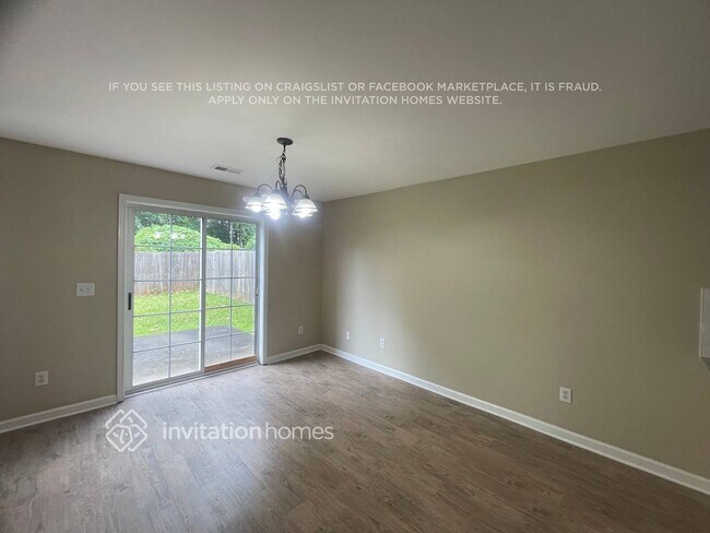 Foto del edificio - 377 Highland Falls Dr