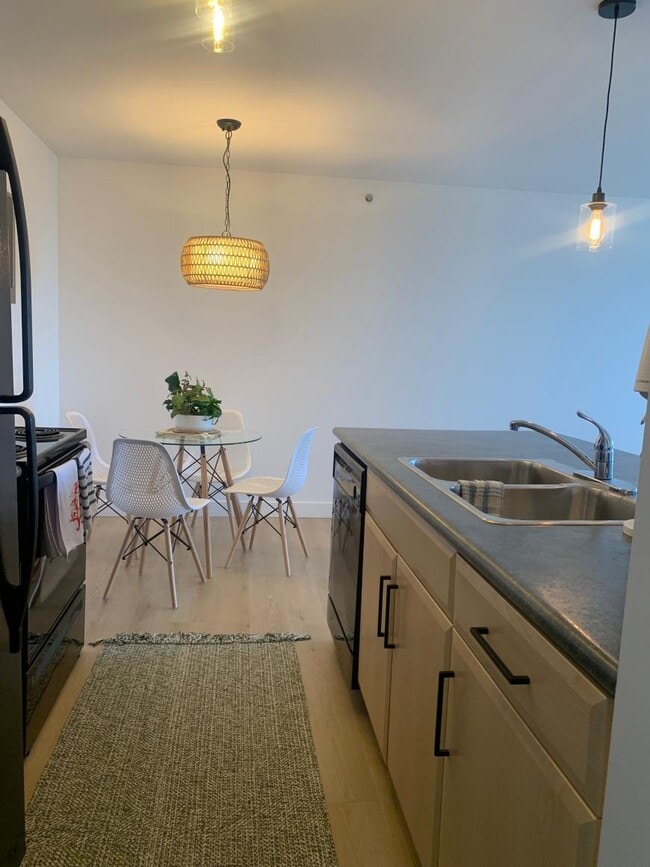 Building Photo - 1 bedroom in Grande Prairie AB T8X 0A1