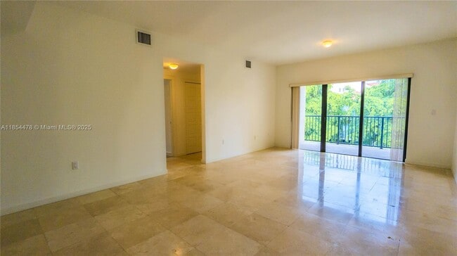 Building Photo - 300 Majorca Ave