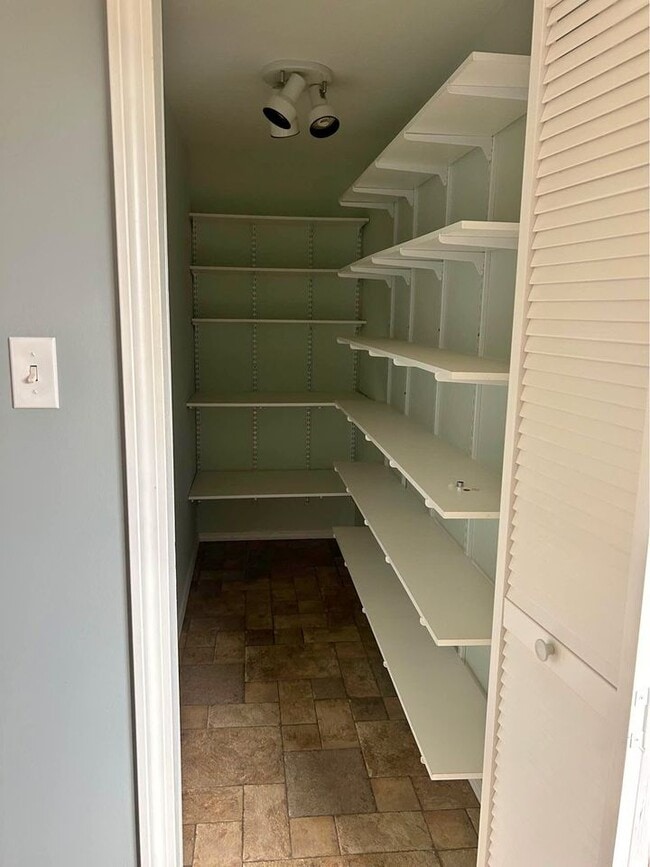 Building Photo - 878 1st NH Turnpike