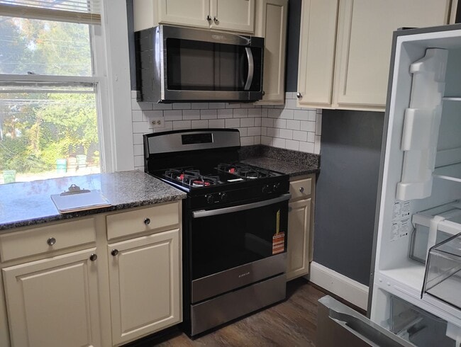 Photo - Maryland Ave Apartment