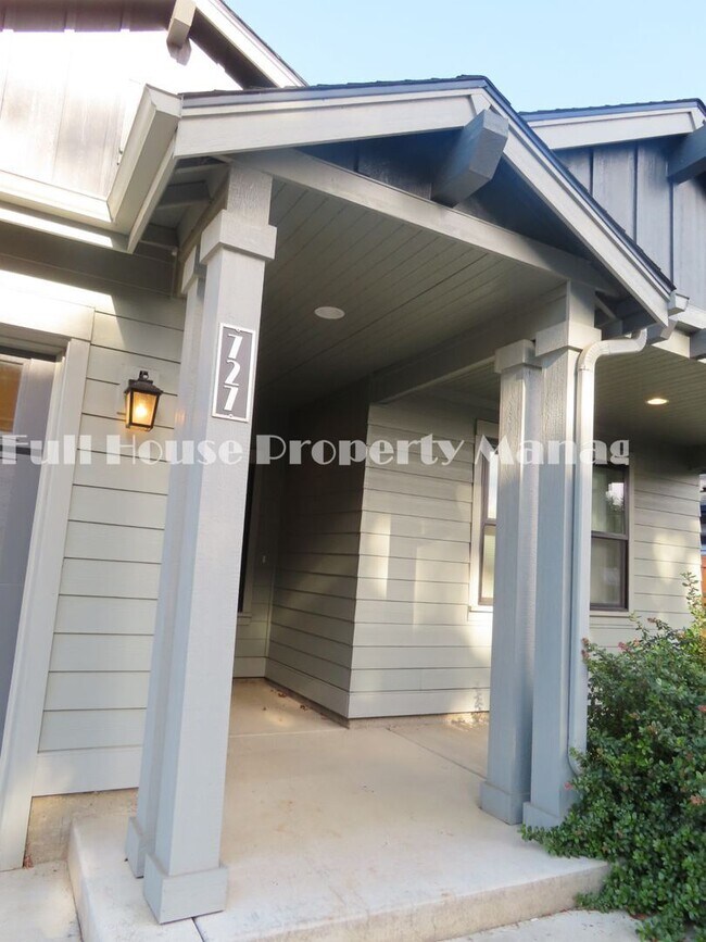 Building Photo - 3 br, 2 bath House - 727 Argon Ave.