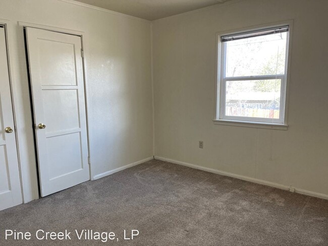 Building Photo - 3 br, 1 bath House - 04 Montana