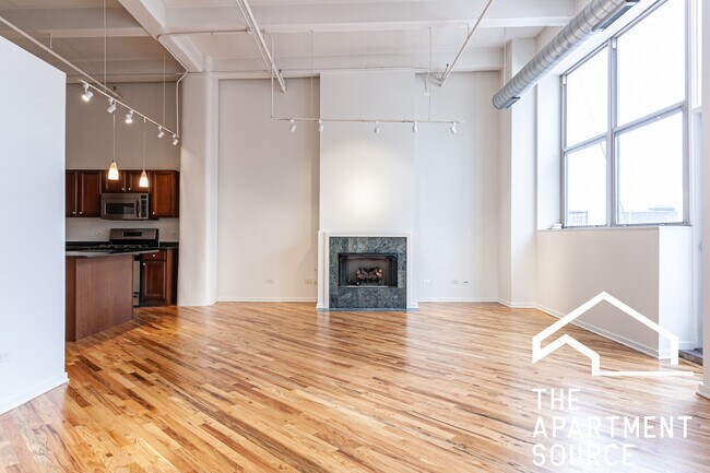 Building Photo - 500 S Clinton St