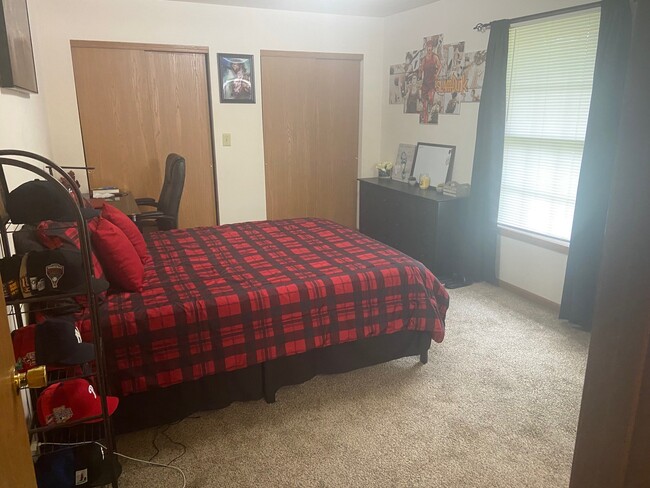 Foto del edificio - 1640 Brook Park Dr