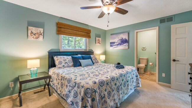 Foto del edificio - 106 Peacock Ln