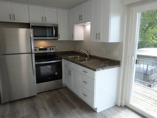 Photo - 475 Wall St Apartment