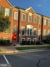 Building Photo - 13005 Jadestone Way