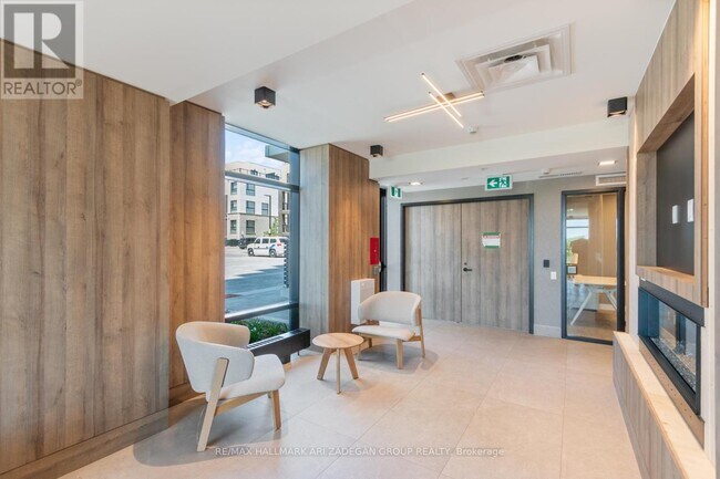 Photo du bâtiment - 335 Wheat Boom Dr.