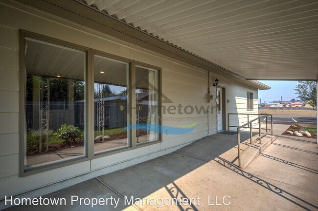 Foto del edificio - 10 br, 5 bath House - 264 W Hilgren Ave - ...