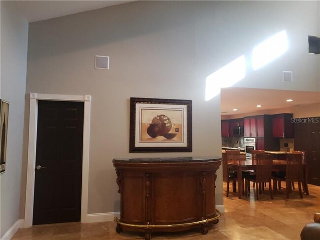 Building Photo - 5940 Cypress Cir