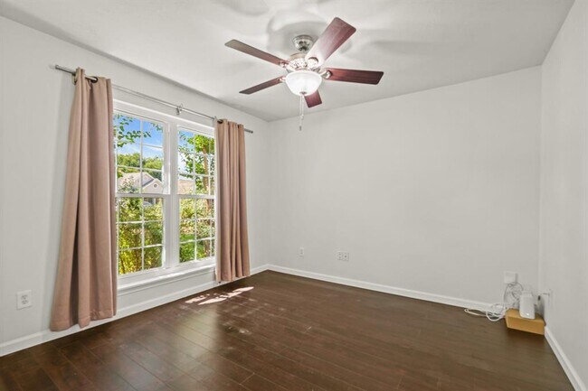 Foto del edificio - 20323 Fairfield Park Way