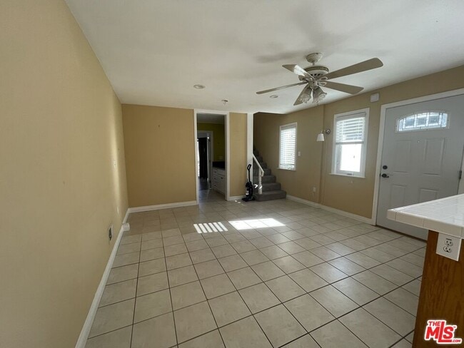 Building Photo - 2763 Fairmount Ave