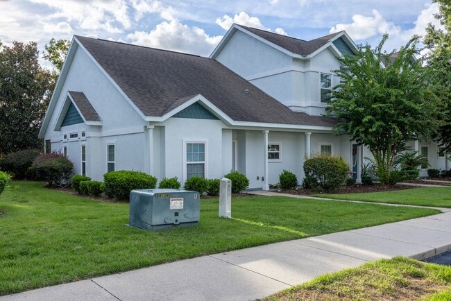 Building Photo - Connemara Condo in Jonesville