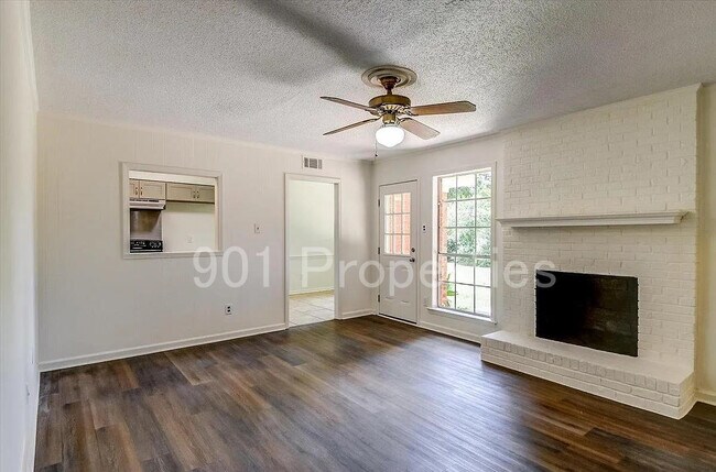 Foto del edificio - 5548 Montpelier Dr