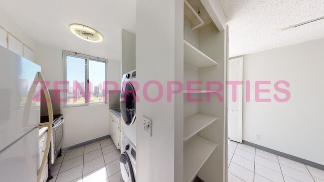 Foto del edificio - a 2 bdrm, 2 bath unit with 2 prkg at Fairway House for rent