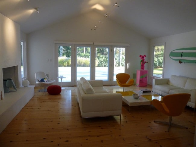 Building Photo - 61 E Hollow Rd